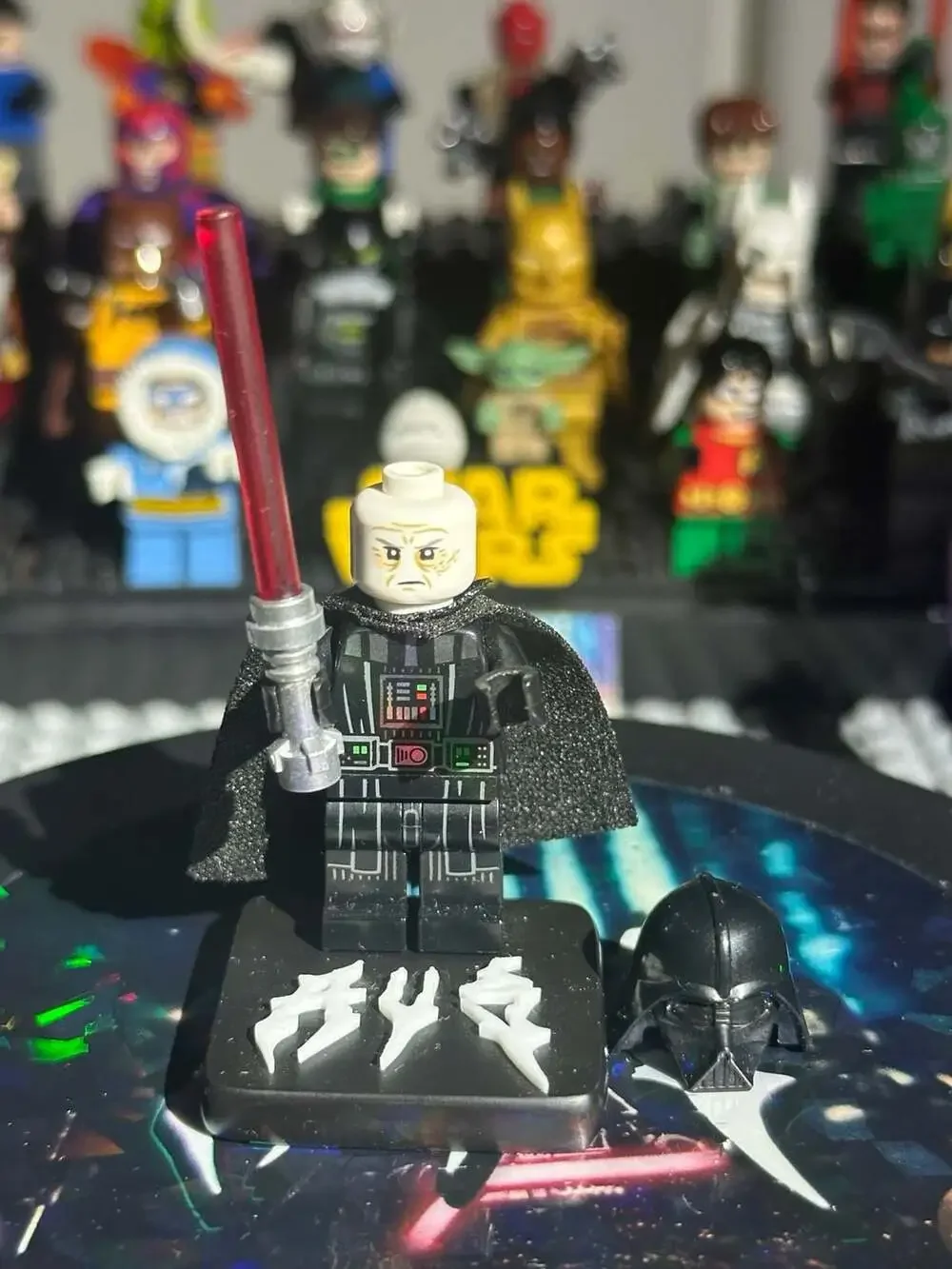 LEGO Star Wars Darth Vader Minifigure with Printed Arms and Spongy Cape (SW1249)